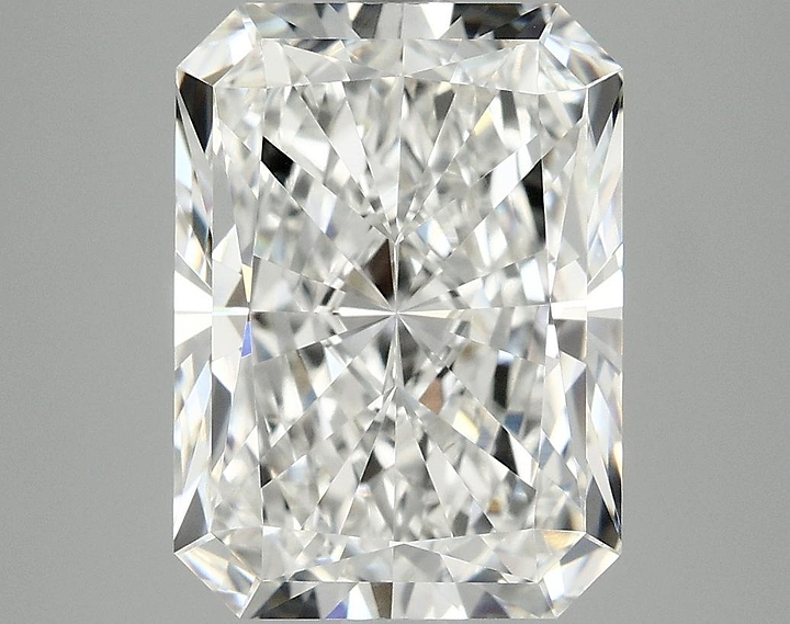 4.07 Carat Radiant Shaped Excellent Cut VVS2 IGI Certified Lab Grown Diamond
