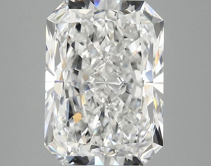 2.99 Carat Radiant Shaped Ideal Cut VS1 IGI Certified Lab Grown Diamond