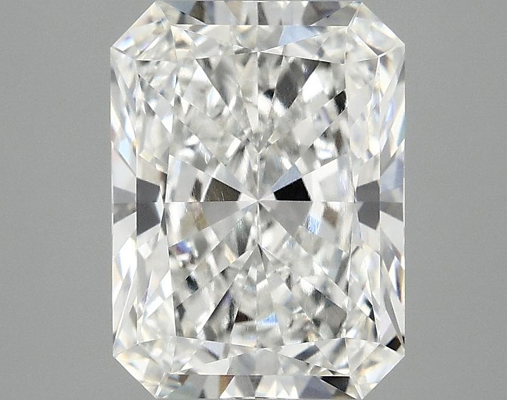 3.1 Carat Radiant Shaped Excellent Cut VS1 IGI Certified Lab Grown Diamond