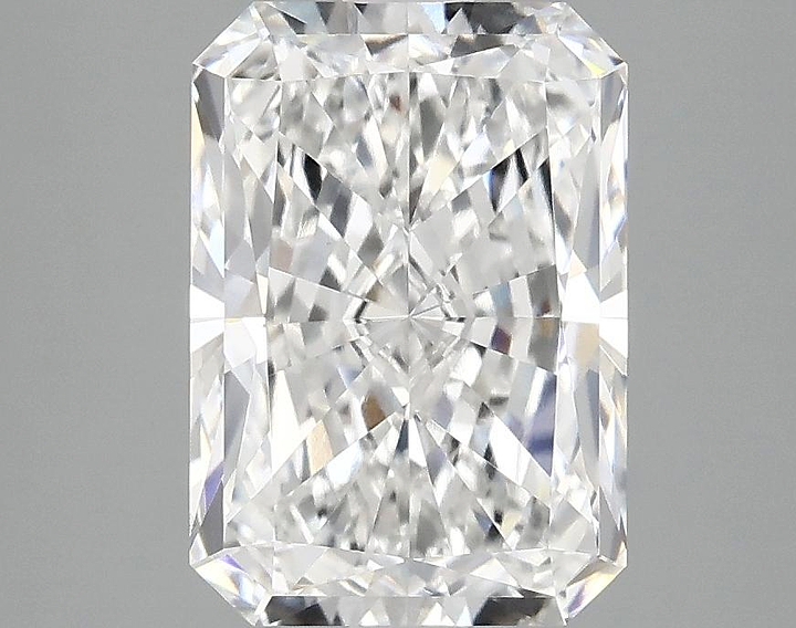 3.02 Carat Radiant Shaped Ideal Cut VVS2 IGI Certified Lab Grown Diamond