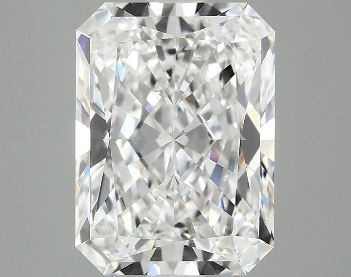 3.07 Carat Radiant Shaped Excellent Cut VVS2 IGI Certified Lab Grown Diamond