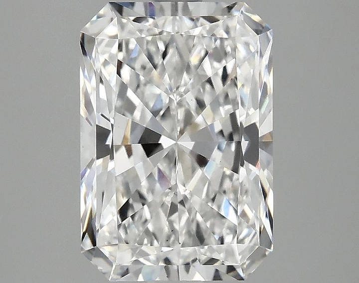 3.08 Carat Radiant Shaped Ideal Cut VS1 IGI Certified Lab Grown Diamond