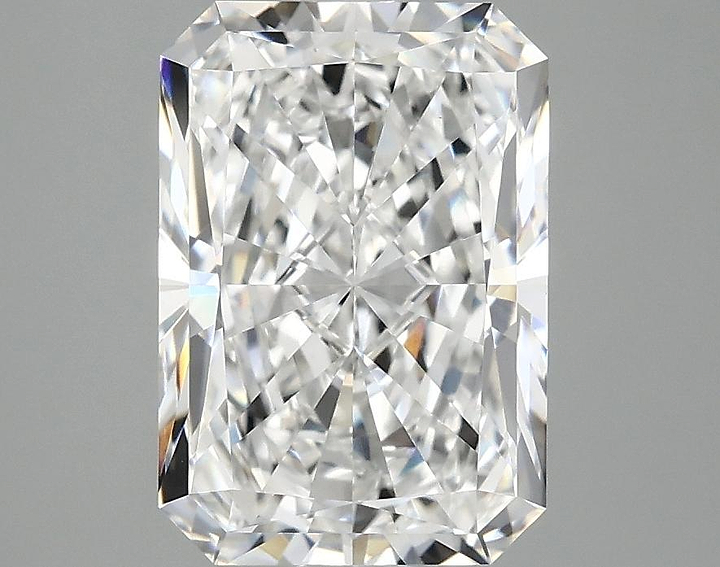 2.91 Carat Radiant Shaped Ideal Cut VVS2 IGI Certified Lab Grown Diamond