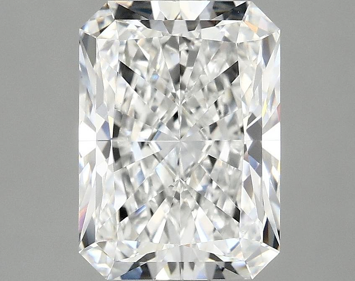 3.01 Carat Radiant Shaped Excellent Cut VVS2 IGI Certified Lab Grown Diamond