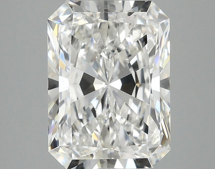3.1 Carat Radiant Shaped Excellent Cut VS1 IGI Certified Lab Grown Diamond