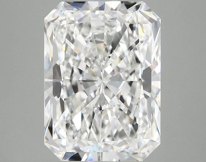 4.07 Carat Radiant Shaped Excellent Cut VVS2 IGI Certified Lab Grown Diamond