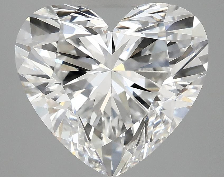 4.17 Carat Heart Shaped Ideal Cut VVS2 IGI Certified Lab Grown Diamond