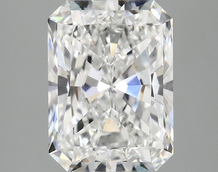 3.09 Carat Radiant Shaped Excellent Cut VS1 IGI Certified Lab Grown Diamond