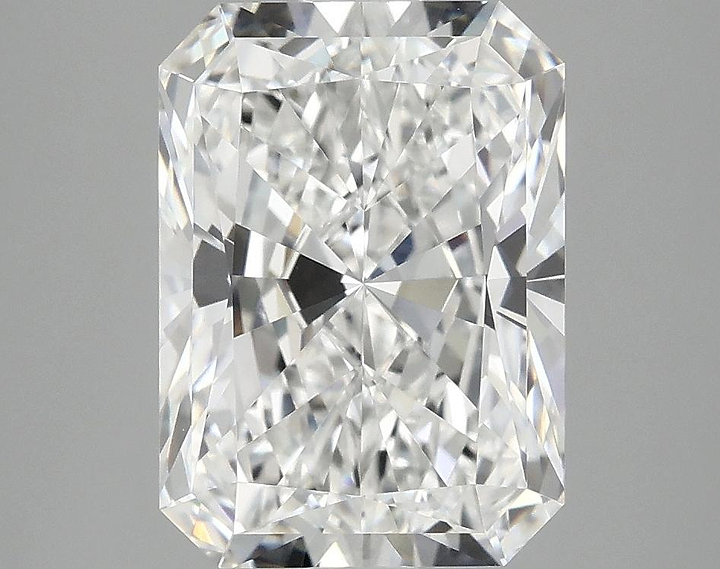 4.11 Carat Radiant Shaped Excellent Cut VVS2 IGI Certified Lab Grown Diamond