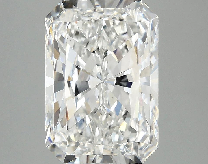 4.01 Carat Radiant Shaped Ideal Cut VS1 IGI Certified Lab Grown Diamond