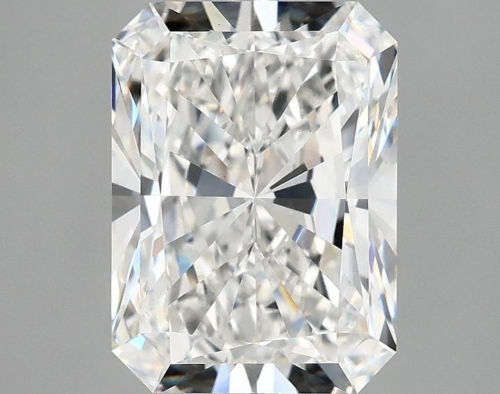 4.24 Carat Radiant Shaped Excellent Cut VS1 IGI Certified Lab Grown Diamond
