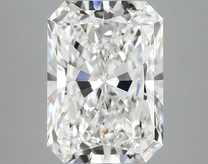 4.07 Carat Radiant Shaped Ideal Cut VVS2 IGI Certified Lab Grown Diamond