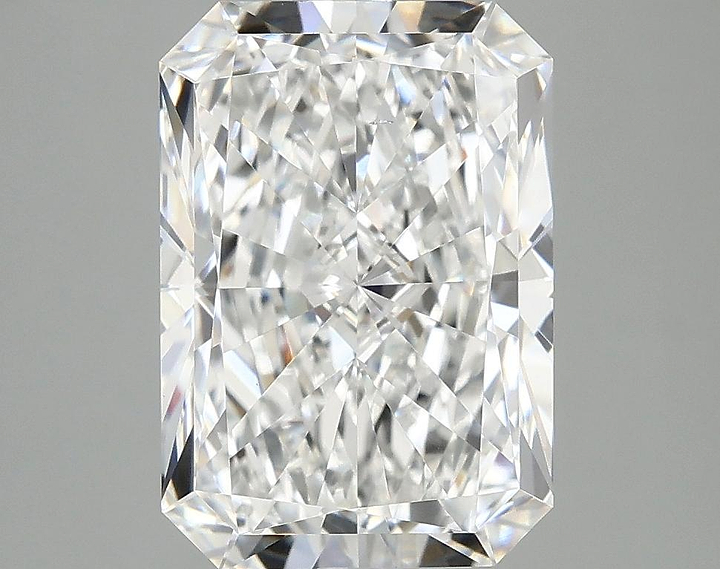 3.87 Carat Radiant Shaped Ideal Cut VS2 IGI Certified Lab Grown Diamond