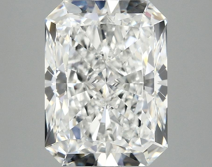 3.83 Carat Radiant Shaped Excellent Cut VVS2 IGI Certified Lab Grown Diamond