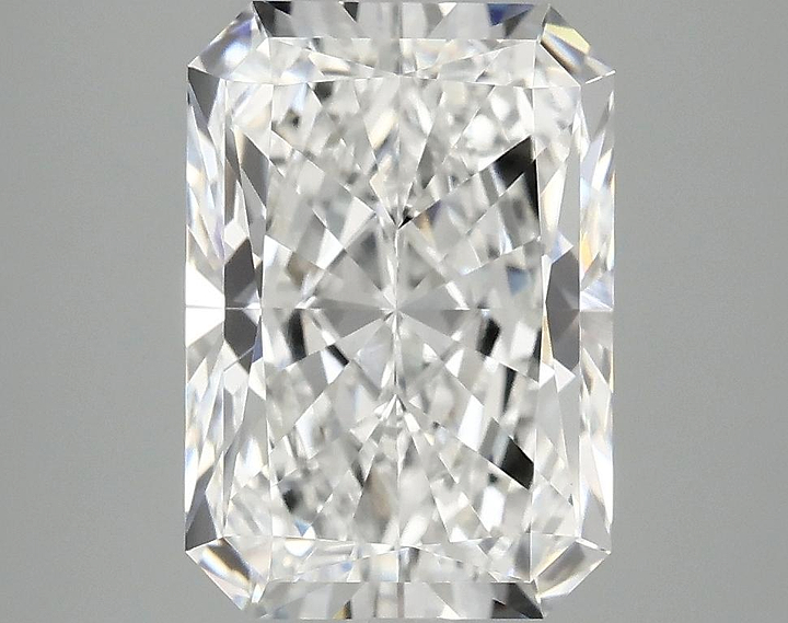 4.07 Carat Radiant Shaped Ideal Cut VVS2 IGI Certified Lab Grown Diamond