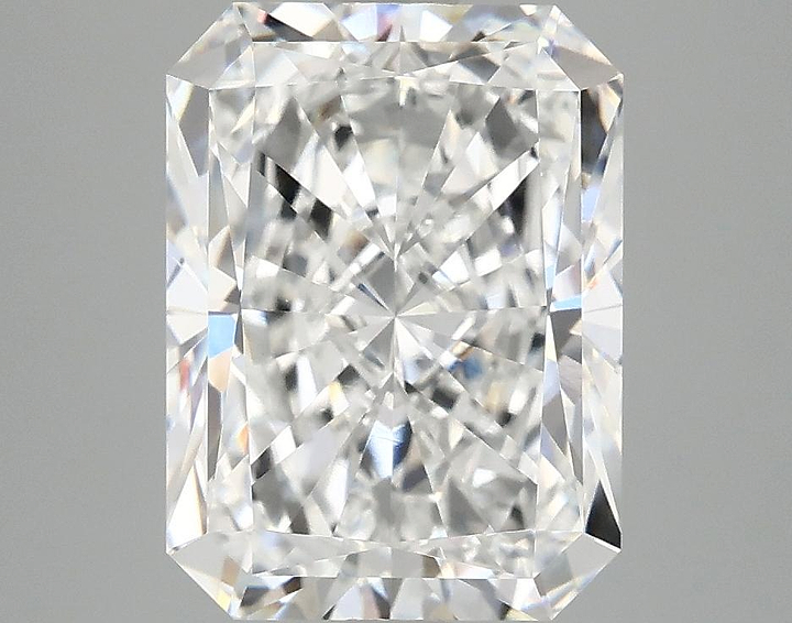 4.05 Carat Radiant Shaped Excellent Cut VVS2 IGI Certified Lab Grown Diamond