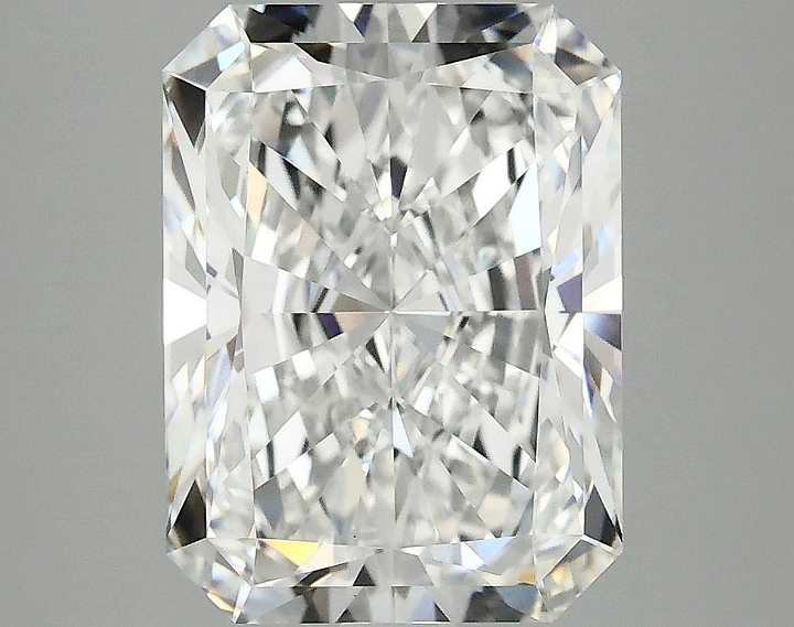 3.98 Carat Radiant Shaped Excellent Cut VVS2 IGI Certified Lab Grown Diamond