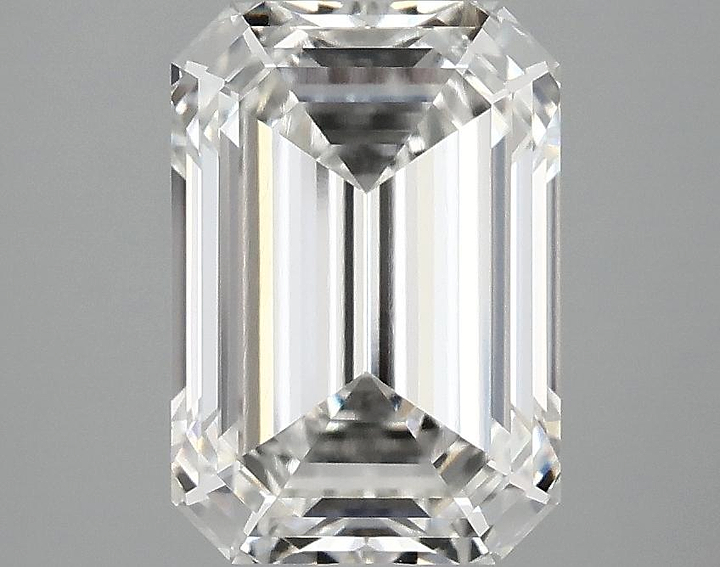 3.1 Carat Emerald Shaped Ideal Cut VS1 IGI Certified Lab Grown Diamond