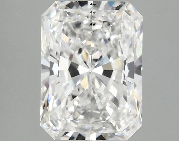 2.59 Carat Radiant Shaped Excellent Cut SI1 IGI Certified Lab Grown Diamond