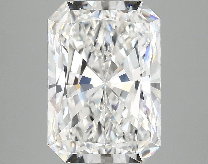 4.1 Carat Radiant Shaped Ideal Cut VVS2 IGI Certified Lab Grown Diamond