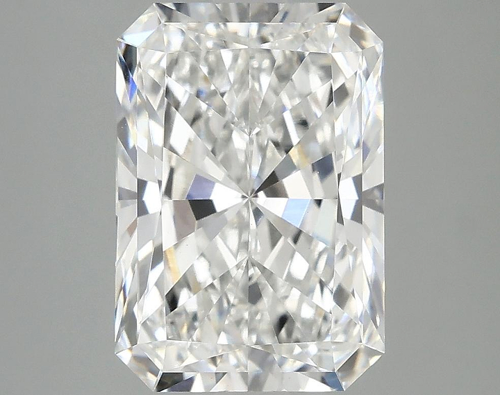 3.83 Carat Radiant Shaped Ideal Cut VS1 IGI Certified Lab Grown Diamond
