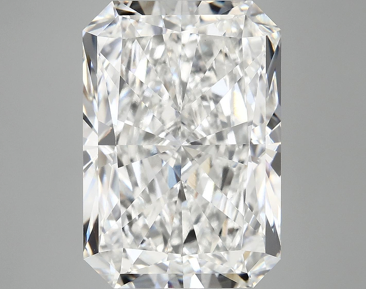 12.66 Carat Radiant Shaped Ideal Cut VVS2 IGI Certified Lab Grown Diamond