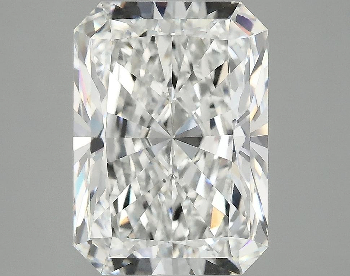 4.07 Carat Radiant Shaped Ideal Cut VVS2 IGI Certified Lab Grown Diamond