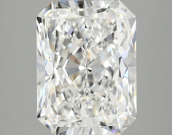3.1 Carat Radiant Shaped Excellent Cut VVS2 IGI Certified Lab Grown Diamond