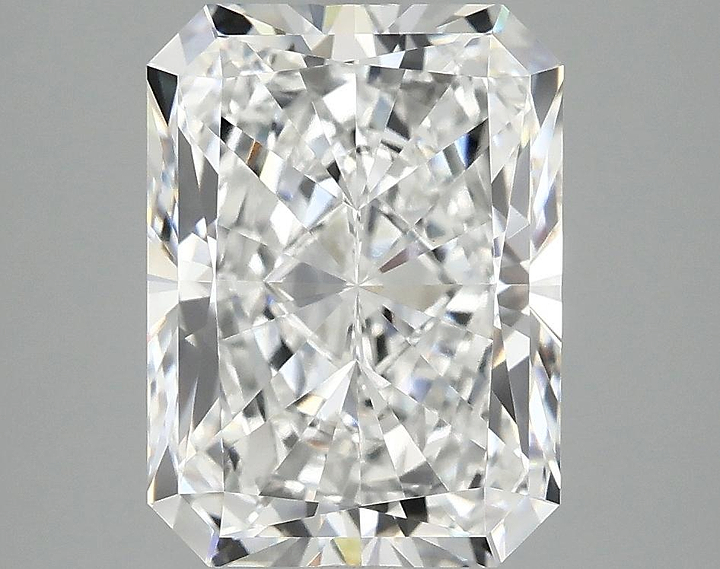 3.96 Carat Radiant Shaped Excellent Cut VVS2 IGI Certified Lab Grown Diamond