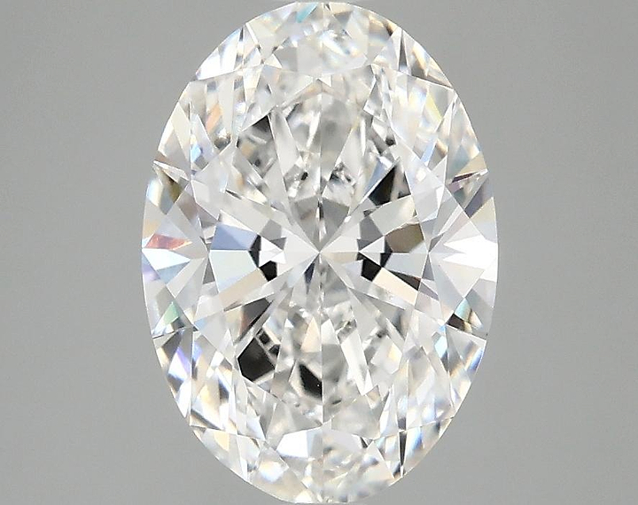 2.1 Carat Oval Shaped Ideal Cut VVS2 IGI Certified Lab Grown Diamond