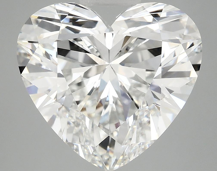 6.17 Carat Heart Shaped Ideal Cut VVS2 IGI Certified Lab Grown Diamond
