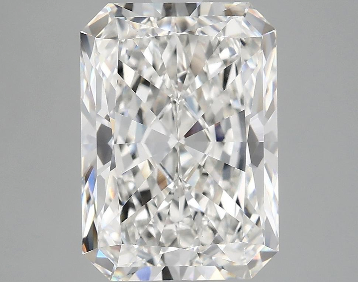 4.19 Carat Radiant Shaped Ideal Cut VVS2 IGI Certified Lab Grown Diamond