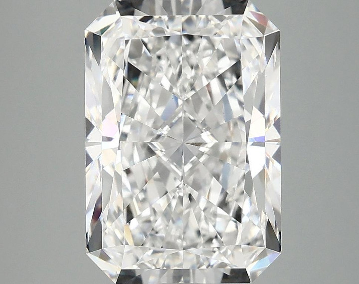 4.09 Carat Radiant Shaped Ideal Cut VS1 IGI Certified Lab Grown Diamond
