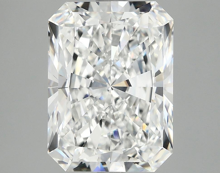 4.1 Carat Radiant Shaped Excellent Cut VVS2 IGI Certified Lab Grown Diamond
