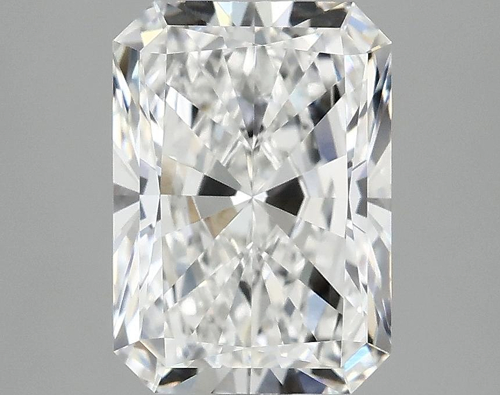 3.09 Carat Radiant Shaped Ideal Cut VVS2 IGI Certified Lab Grown Diamond