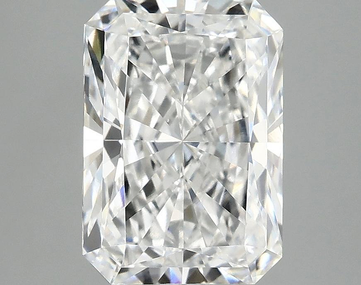 3.07 Carat Radiant Shaped Ideal Cut VS1 IGI Certified Lab Grown Diamond