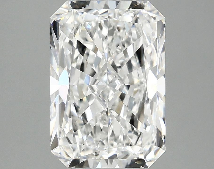 3.05 Carat Radiant Shaped Ideal Cut VS1 IGI Certified Lab Grown Diamond