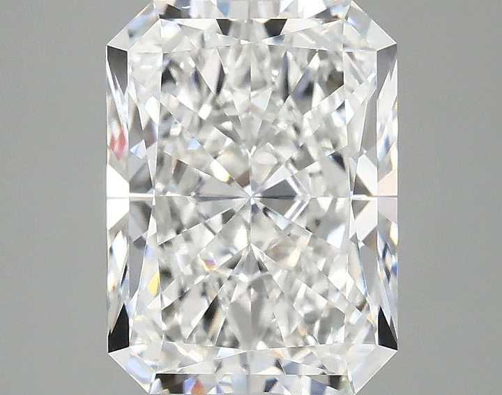 3.39 Carat Radiant Shaped Excellent Cut VS1 IGI Certified Lab Grown Diamond