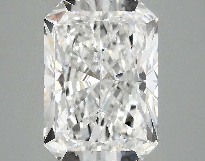 3.96 Carat Radiant Shaped Ideal Cut VVS2 IGI Certified Lab Grown Diamond