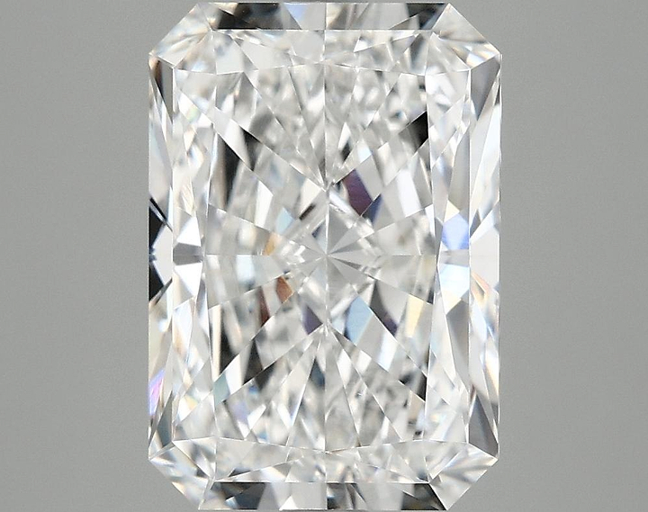 4.1 Carat Radiant Shaped Ideal Cut VS2 IGI Certified Lab Grown Diamond
