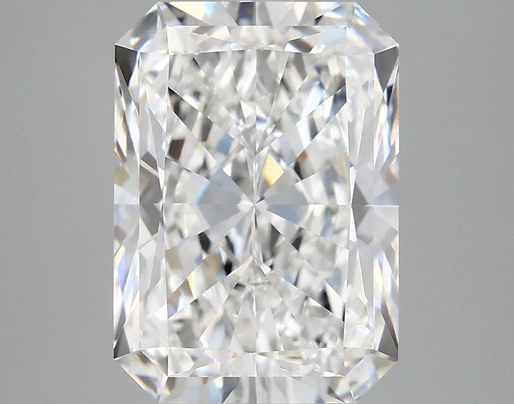 4.15 Carat Radiant Shaped Ideal Cut VVS2 IGI Certified Lab Grown Diamond