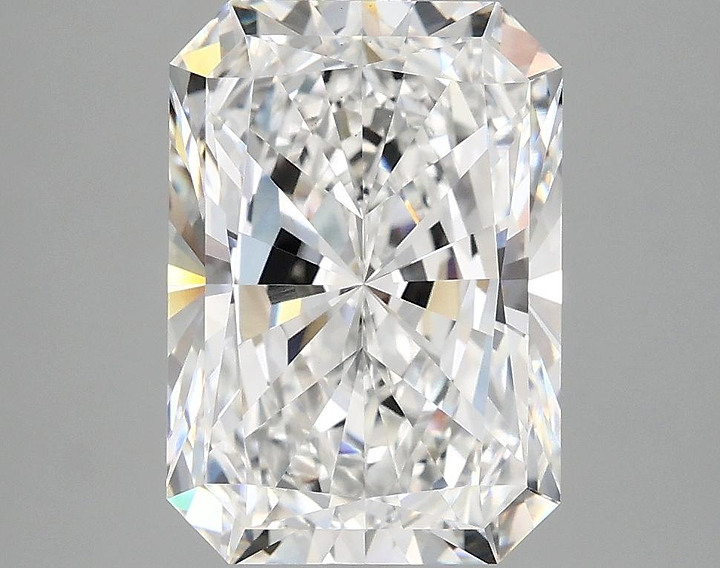 4.17 Carat Radiant Shaped Ideal Cut VS1 IGI Certified Lab Grown Diamond