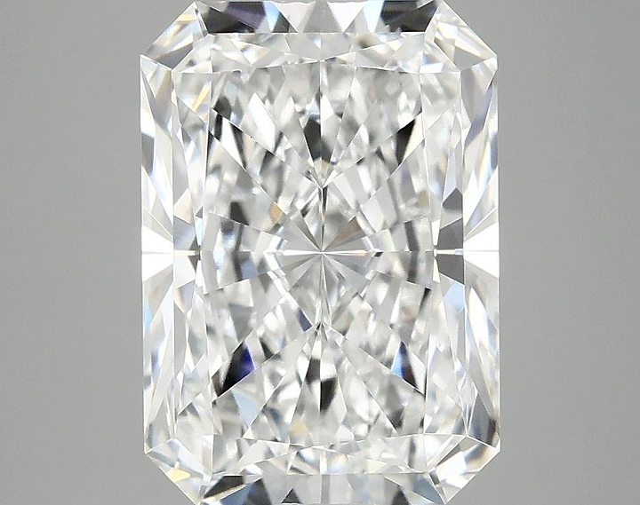 4.08 Carat Radiant Shaped Ideal Cut VVS2 IGI Certified Lab Grown Diamond