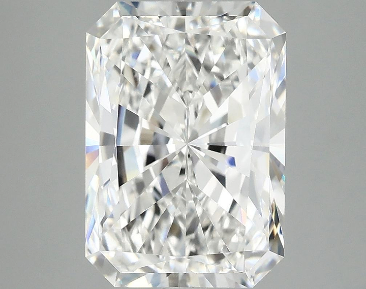 4.06 Carat Radiant Shaped Ideal Cut VVS2 IGI Certified Lab Grown Diamond