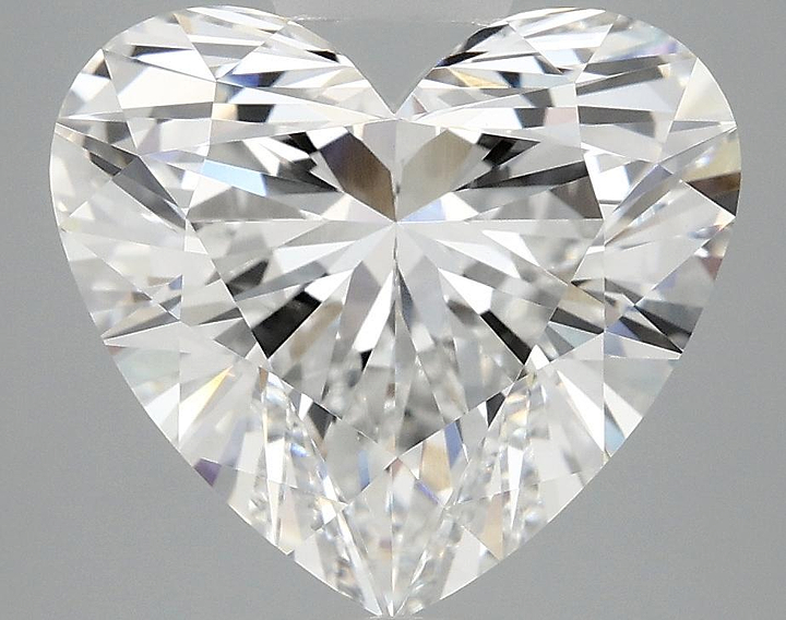 5.04 Carat Heart Shaped Ideal Cut VVS2 IGI Certified Lab Grown Diamond