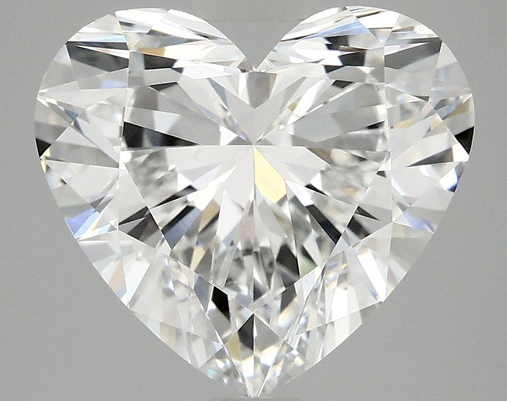 3.87 Carat Heart Shaped Ideal Cut VVS2 IGI Certified Lab Grown Diamond