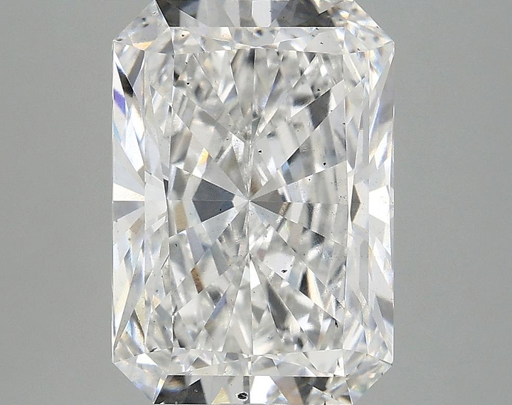 4.1 Carat Radiant Shaped Ideal Cut SI1 IGI Certified Lab Grown Diamond