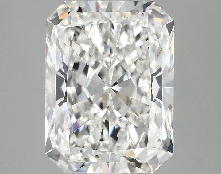4.06 Carat Radiant Shaped Excellent Cut VVS2 IGI Certified Lab Grown Diamond