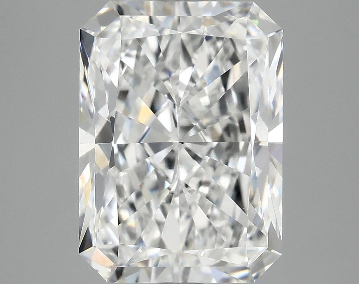4.19 Carat Radiant Shaped Excellent Cut VVS2 IGI Certified Lab Grown Diamond
