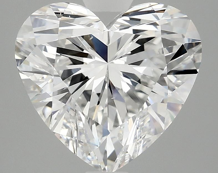 3.08 Carat Heart Shaped Ideal Cut VS2 IGI Certified Lab Grown Diamond